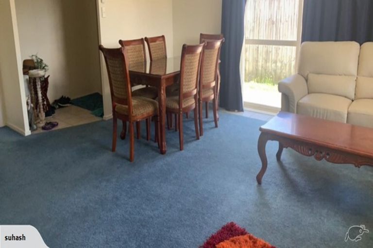Photo of property in 18 Norman Close, The Gardens, Auckland, 2105