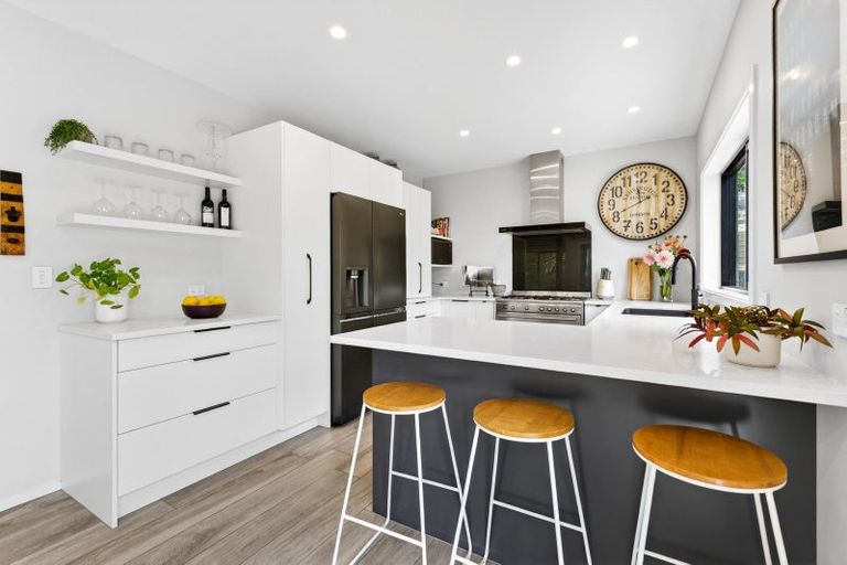 Photo of property in 86 Seafield Road, Eskdale, Napier, 4182