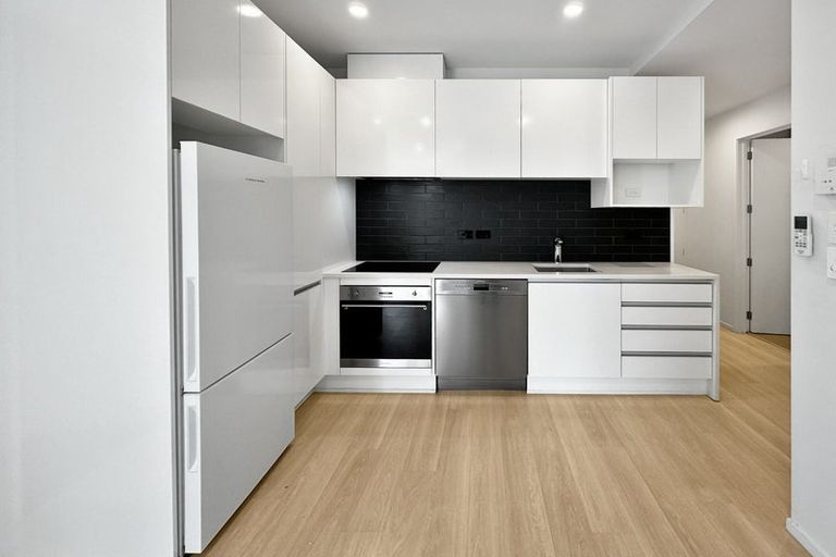 Photo of property in 3/81g Mapou Road, Hobsonville, Auckland, 0616