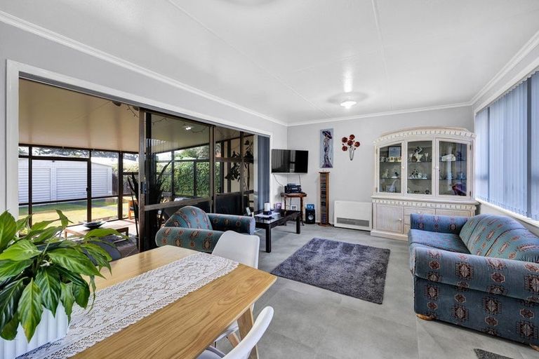 Photo of property in 80 Puriri Street, Hawera, 4610