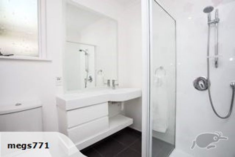 Photo of property in 2/32 Abberley Crescent, St Albans, Christchurch, 8014