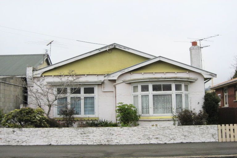 Photo of property in 5 Helena Street, Forbury, Dunedin, 9012