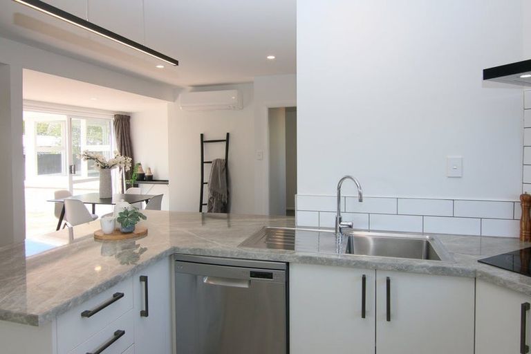 Photo of property in 16 Belmont Street, Avondale, Christchurch, 8061