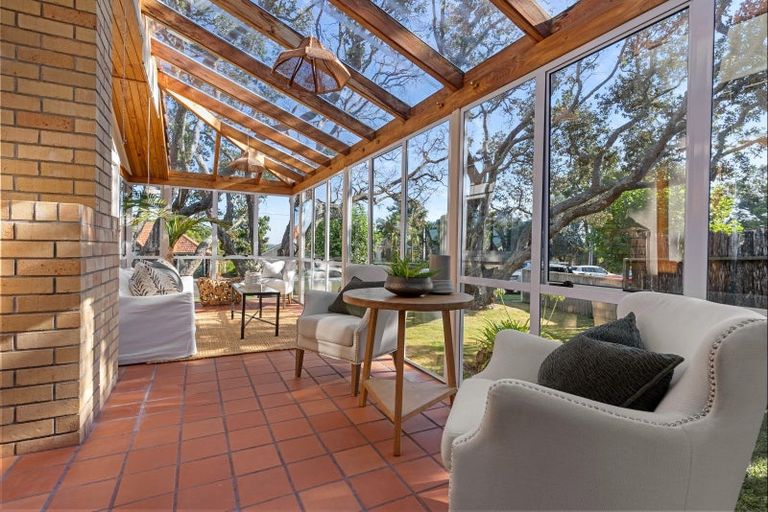 Photo of property in 1/42 Beresford Street, Bayswater, Auckland, 0622