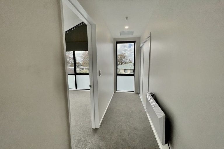 Photo of property in 4/27 Harewood Road, Papanui, Christchurch, 8053