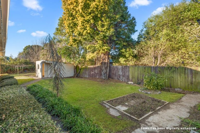 Photo of property in 5 Sealy Place, Bryndwr, Christchurch, 8053