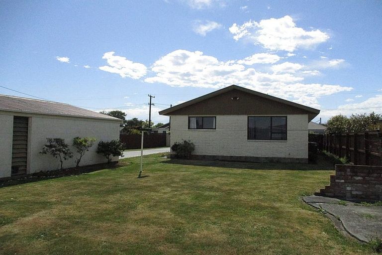 Photo of property in 73 Market Street, Leeston, 7632