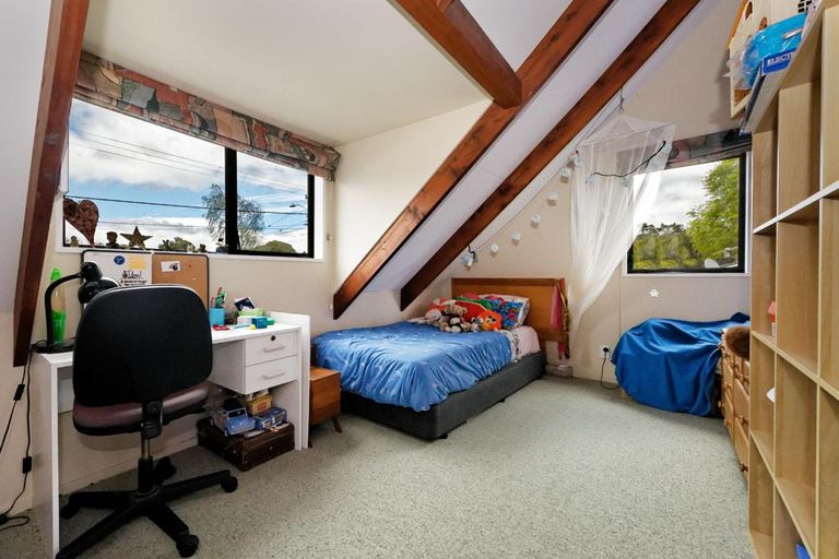 Photo of property in 23a Withers Road, Glen Eden, Auckland, 0602