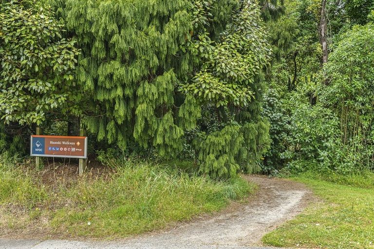 Photo of property in 108 Huatoki Street, Frankleigh Park, New Plymouth, 4310