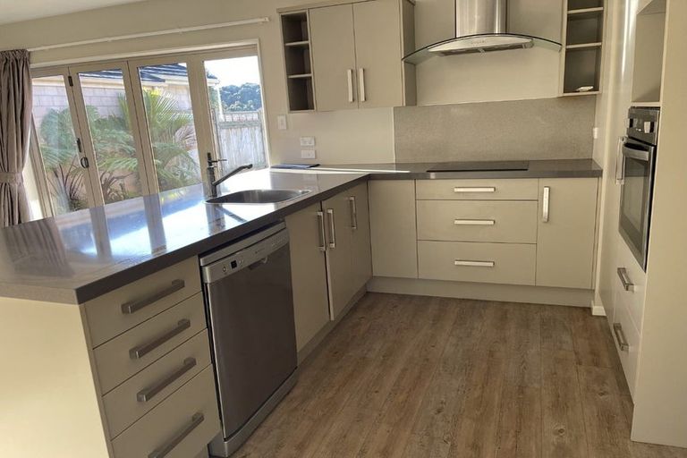 Photo of property in 21 Scoria Close, Pyes Pa, Tauranga, 3112