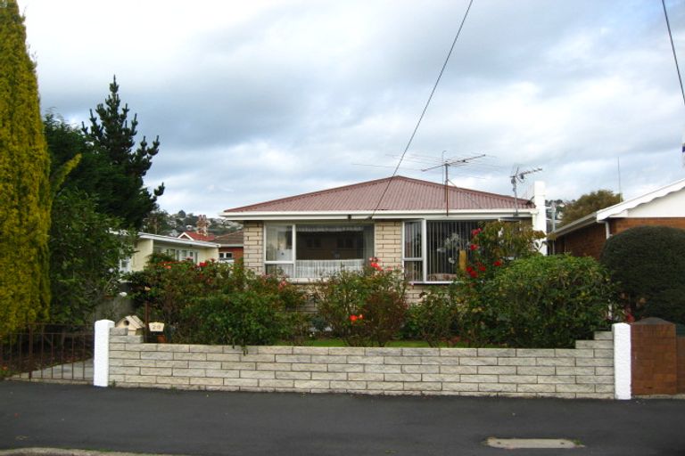 Photo of property in 20 Surrey Street, Caversham, Dunedin, 9012