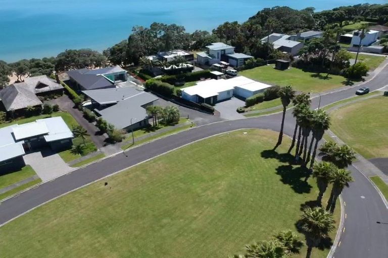 Photo of property in 8 Bayside Drive, Coopers Beach, 0420