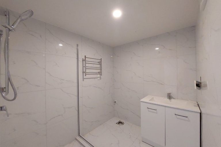 Photo of property in 33 Aronia Way, Goodwood Heights, Auckland, 2105