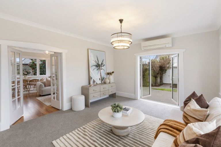 Photo of property in 13 Idris Road, Fendalton, Christchurch, 8052