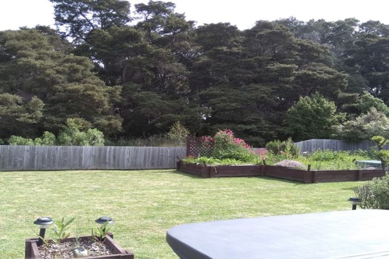 Photo of property in 3 Turner Place, Wakefield, 7025