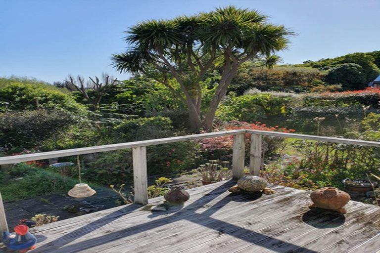 Photo of property in 37 Oriwa Crescent, Otaki, 5512