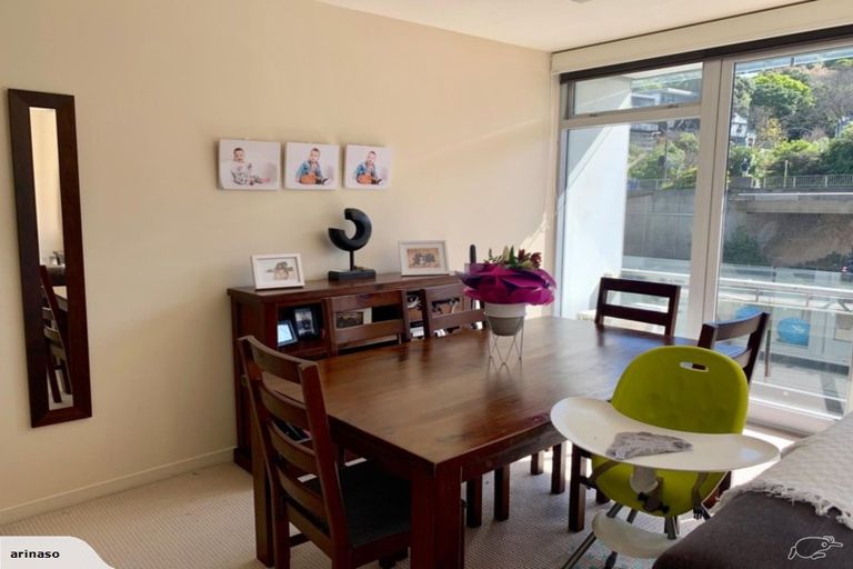 Photo of property in Montreaux Apartments, 1g/164 The Terrace, Wellington Central, Wellington, 6011