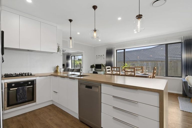 Photo of property in 35 Cupola Crescent, Richmond, 7020