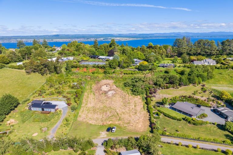 Photo of property in 2/142 Mapara Road, Acacia Bay, Taupo, 3385