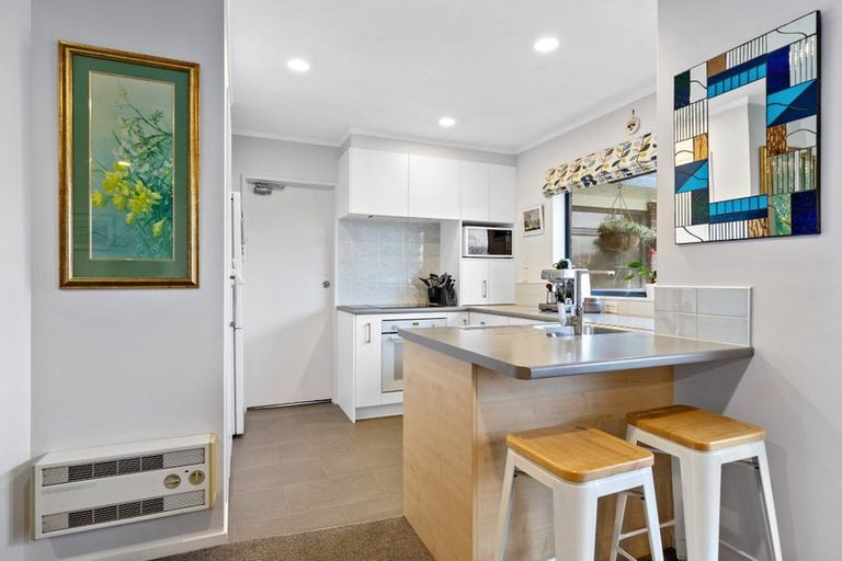 Photo of property in 1 Mabian Crescent, Deanwell, Hamilton, 3206