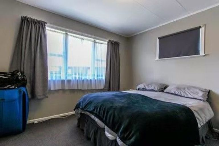 Photo of property in 14 Totaravale Street, Pukehangi, Rotorua, 3015