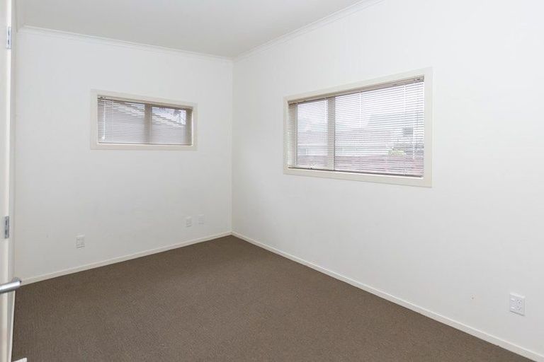 Photo of property in 8a Snead Place, Hamilton East, Hamilton, 3216