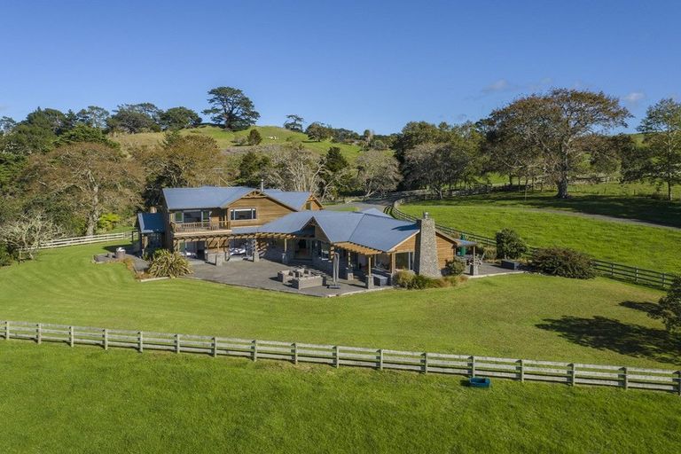 Photo of property in 135 Fiddlers Hill Road, Puhoi, Warkworth, 0994