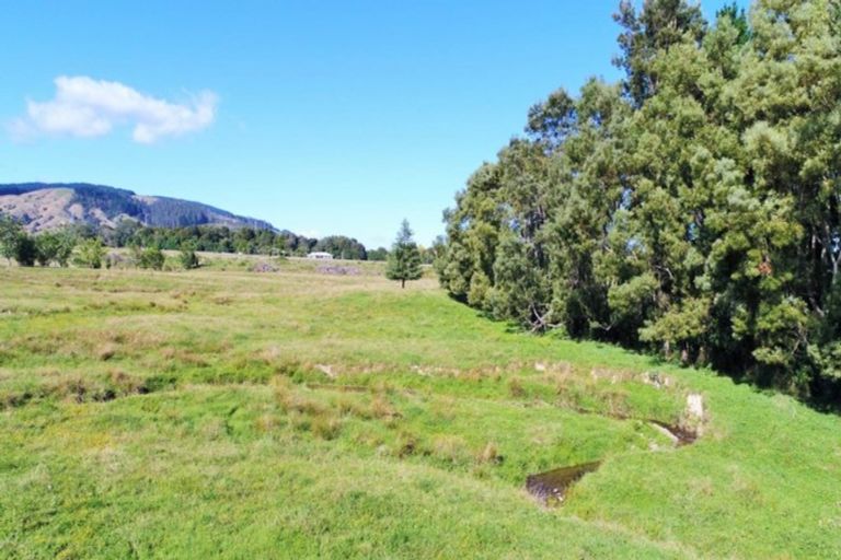 Photo of property in 414 Muhunoa Road East, Muhunoa East, Levin, 5570