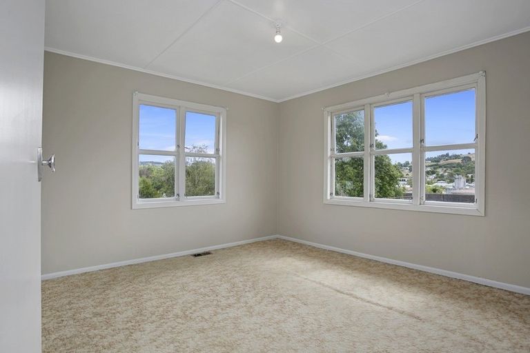 Photo of property in 1 Huia Street, Piopio, 3912