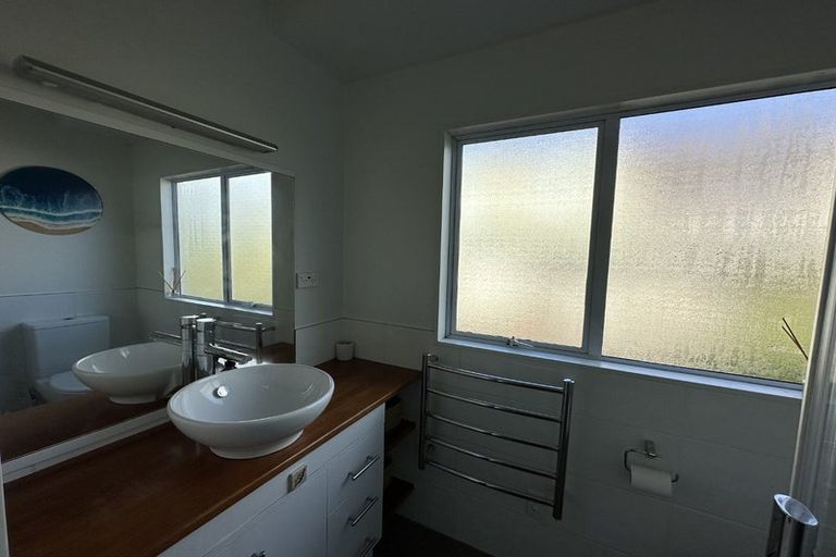 Photo of property in 1969 Ngunguru Road, Ngunguru, Whangarei, 0173