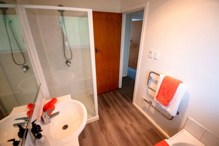 Photo of property in 1/180 Edgeware Road, Edgeware, Christchurch, 8013