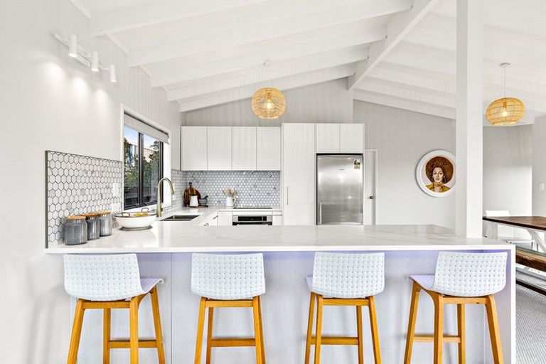 Photo of property in 2 The Southern Isle, Omaha, 0986