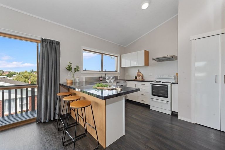 Photo of property in 11 Kenilworth Place, Dinsdale, Hamilton, 3204