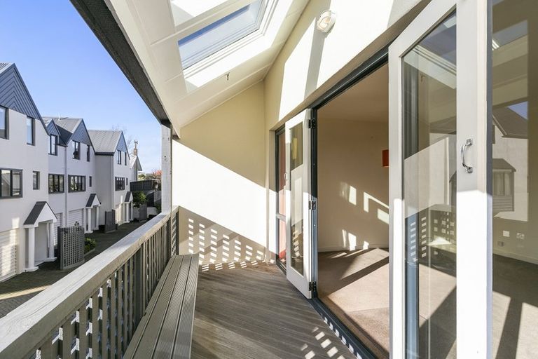 Photo of property in 14/14 Harriett Street, Thorndon, Wellington, 6011