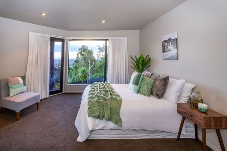 Photo of property in 8a Vista Place, Huntsbury, Christchurch, 8022