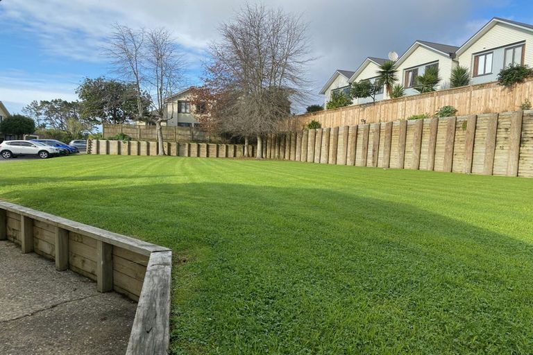 Photo of property in 14/11 The Avenue, Albany, Auckland, 0632