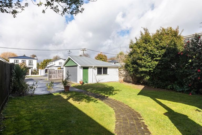Photo of property in 13 Fulton Avenue, Merivale, Christchurch, 8014