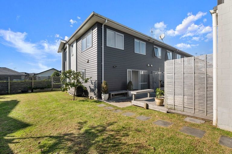 Photo of property in 31 Aviation Street, Takanini, 2112