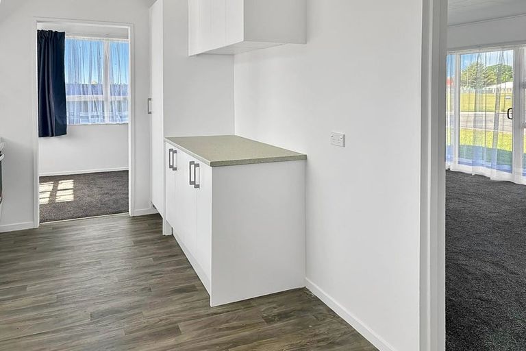 Photo of property in 2 Tenby Terrace, Flaxmere, Hastings, 4120