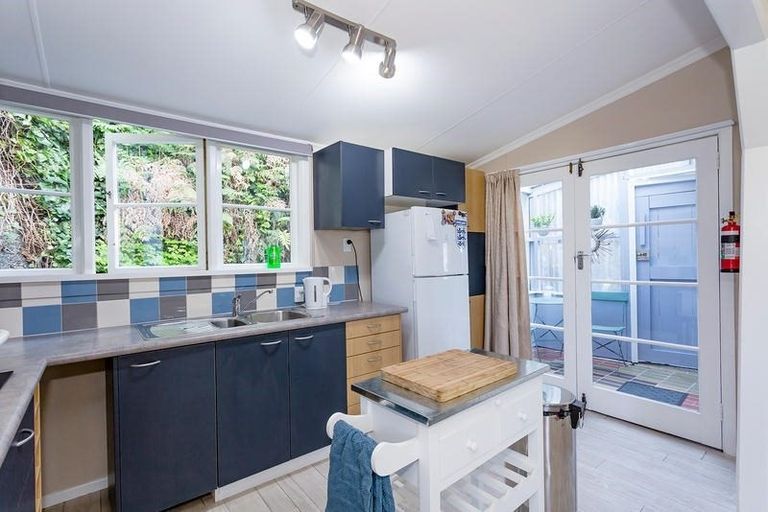 Photo of property in 155 Ravensbourne Road, Ravensbourne, Dunedin, 9022