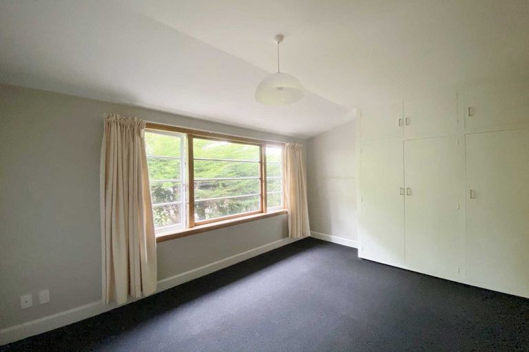 Photo of property in 1 Menlo Terrace, Mount Pleasant, Christchurch, 8081