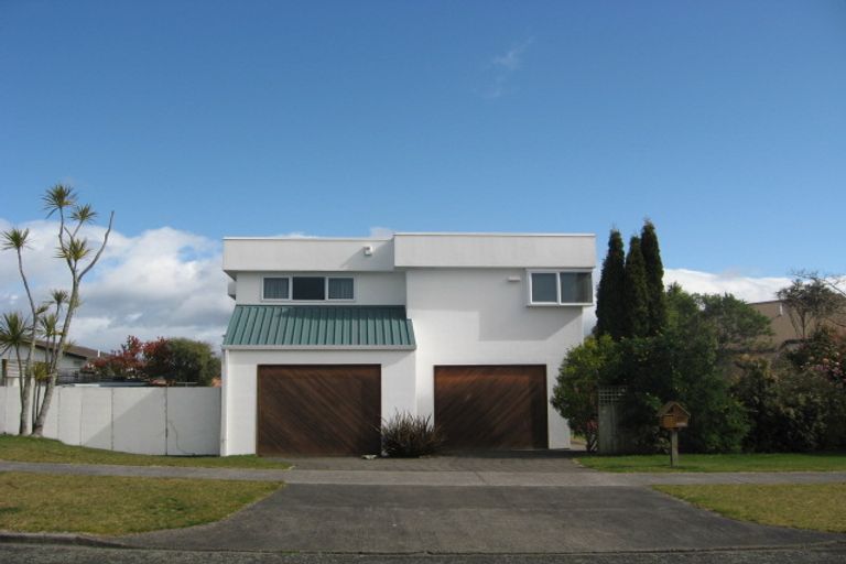 Photo of property in 15 Logan Avenue, Wharewaka, Taupo, 3330