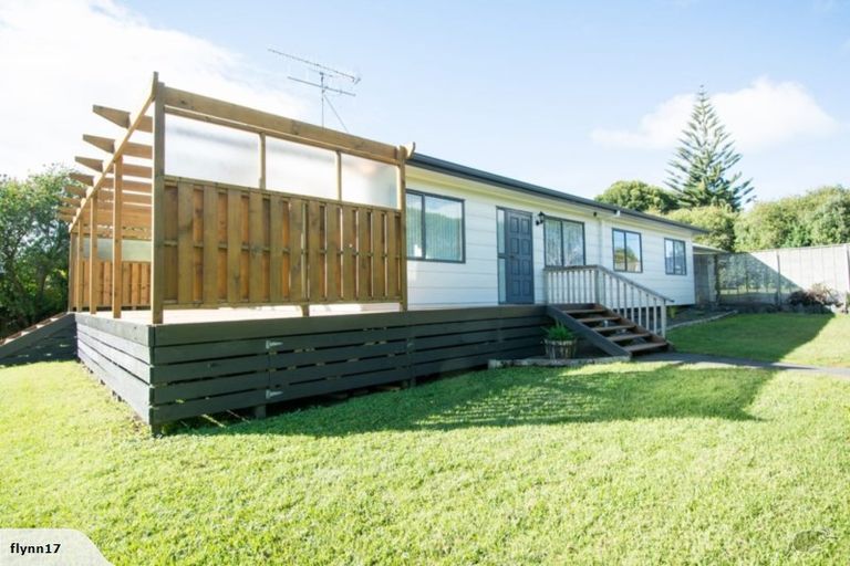 Photo of property in 75 Marsden Point Road, Ruakaka, 0116
