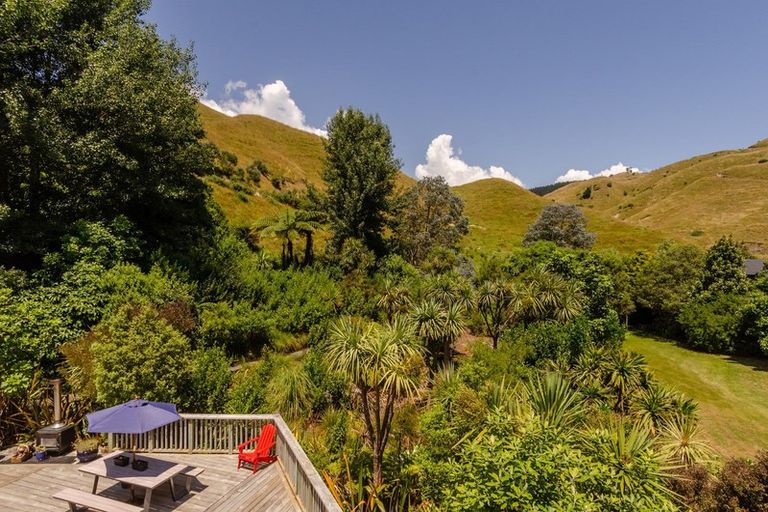 Photo of property in 132 Maui Pomare Road, Nikau Valley, Paraparaumu, 5032