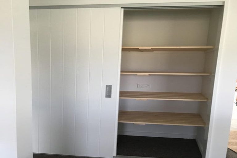 Photo of property in 13 Pennycook Place, Lake Hawea, 9382