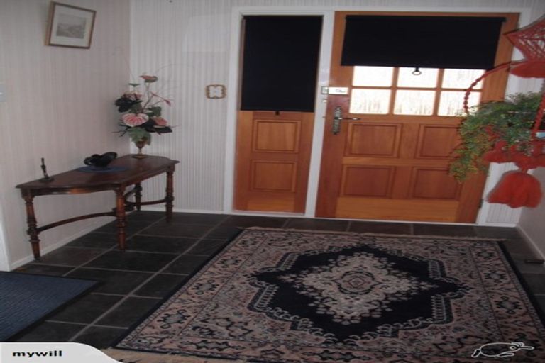 Photo of property in 6 Golders Place, Richmond Heights, Taupo, 3330