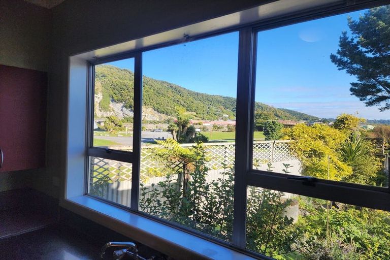 Photo of property in 172 Bright Street, Cobden, Greymouth, 7802