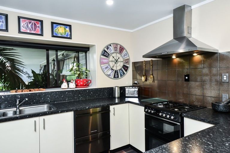 Photo of property in 10 Azimuth Place, Flagstaff, Hamilton, 3210