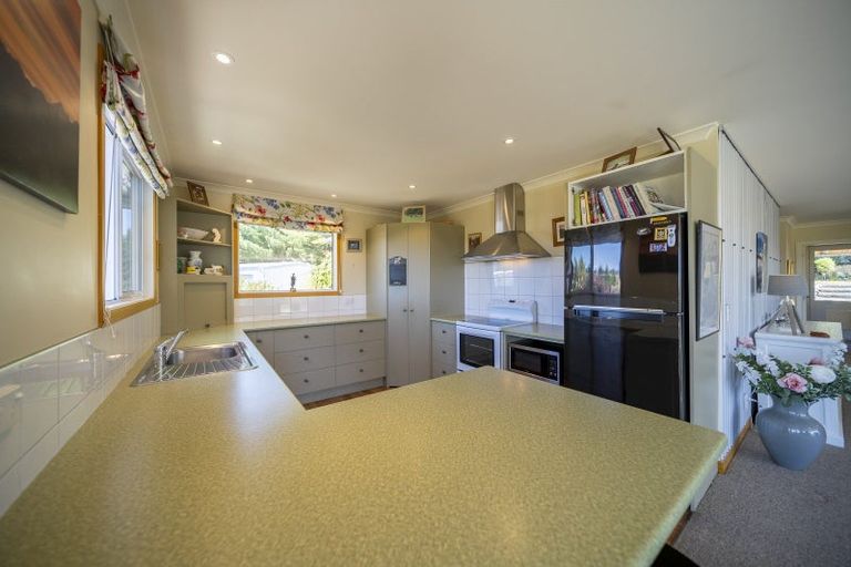Photo of property in 1059 Hillside Manapouri Road, Manapouri, Te Anau, 9679
