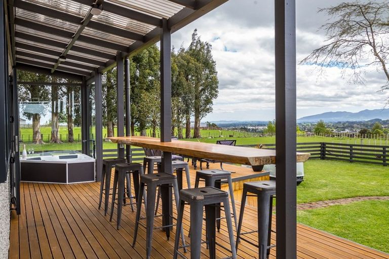 Photo of property in 423 Tipapakuku Road, Dannevirke, 4976
